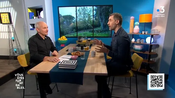Pierre Henriquet sur le plateau de France 3 Auvergne Rhone Alpes dans l'émission Vous êtes formidables présentée par Alain Fauritte